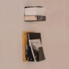 LAHTI metāla grāmatu plaukts – moderns un neredzams sienas ietvars grāmatām