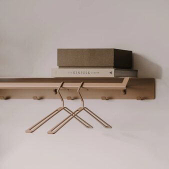 Fink Fink GENT hanger (3 pieces) sand smilšu melni balti black sand